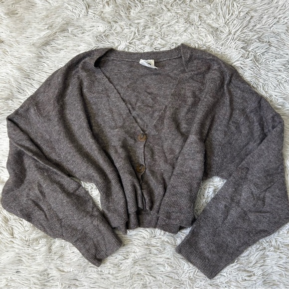 ◾️Coca Come One Come All Button Up Cashmere Blend Cropped Cardigan Sweater - Picture 2 of 6